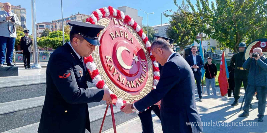 Bafra’da Cumhuriyet Yürüyüşü