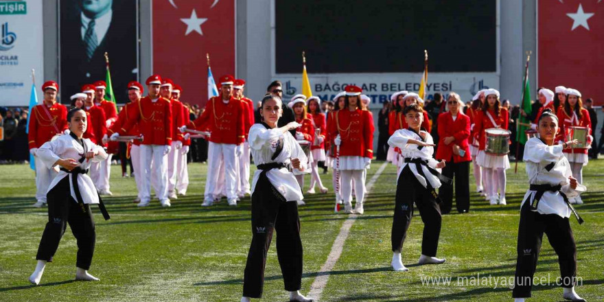 Bağcılar’da Cumhuriyet Bayramı coşkusu