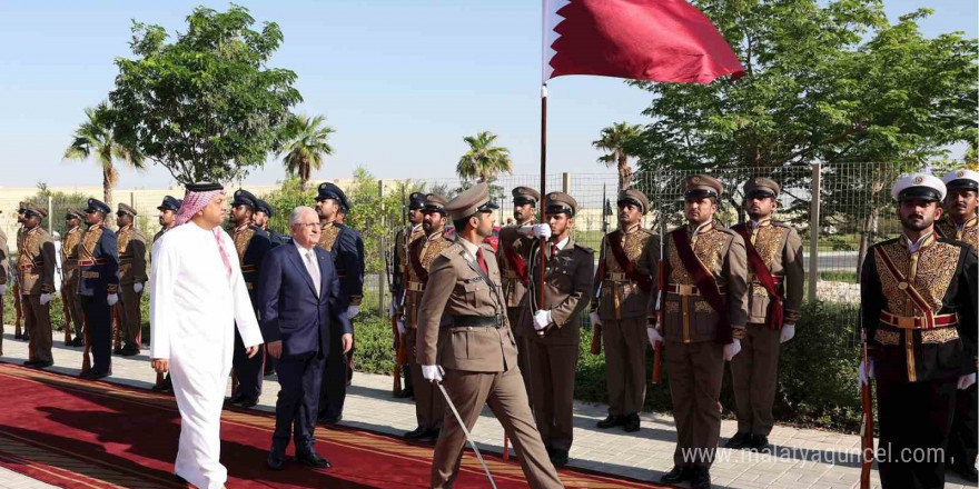 Bakan Güler, Katarlı mevkidaşı Al Attiyah ile görüştü