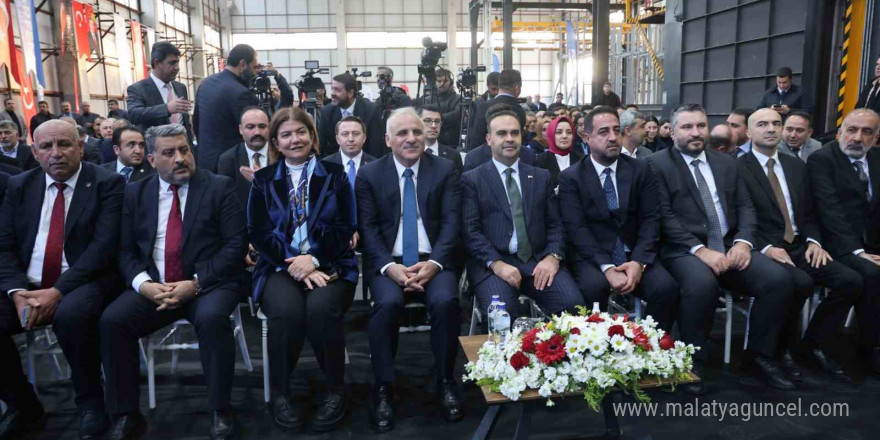 Bakan Kacır, Diyarbakır’da alüminyum fabrikasını açılışına katıldı