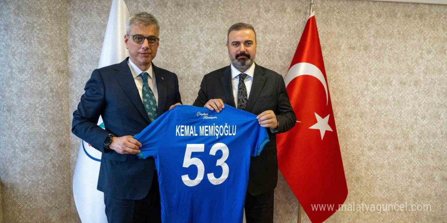 Bakan Kemal Memişoğlu’ndan, Çaykur Rizespor’a ziyaret