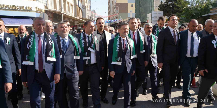 Bakan Yumaklı, Kilis’te zeytin festivaline katıldı