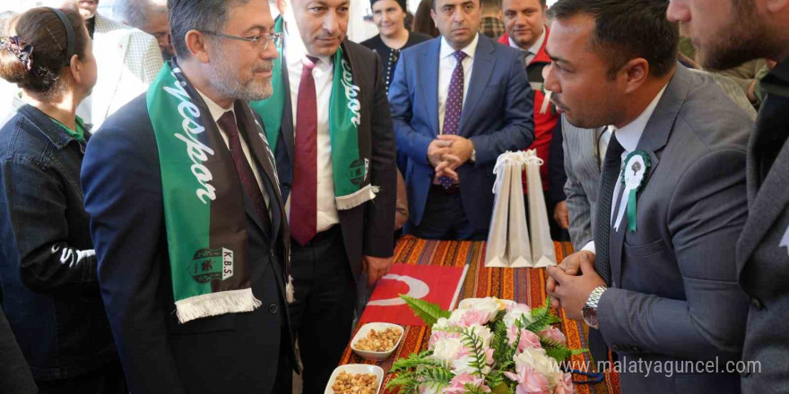 Bakan Yumaklı, Kilis’te zeytin festivaline katıldı