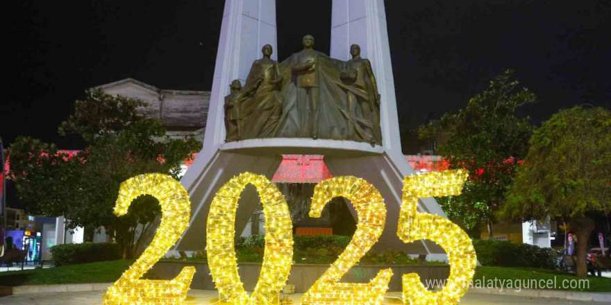 Bakırköy ışıl ışıl görünümüyle yeni yıla hazır