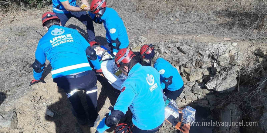 Balıkesir’de enkazda arama kurtarma tatbikatı gerçeğini aratmadı