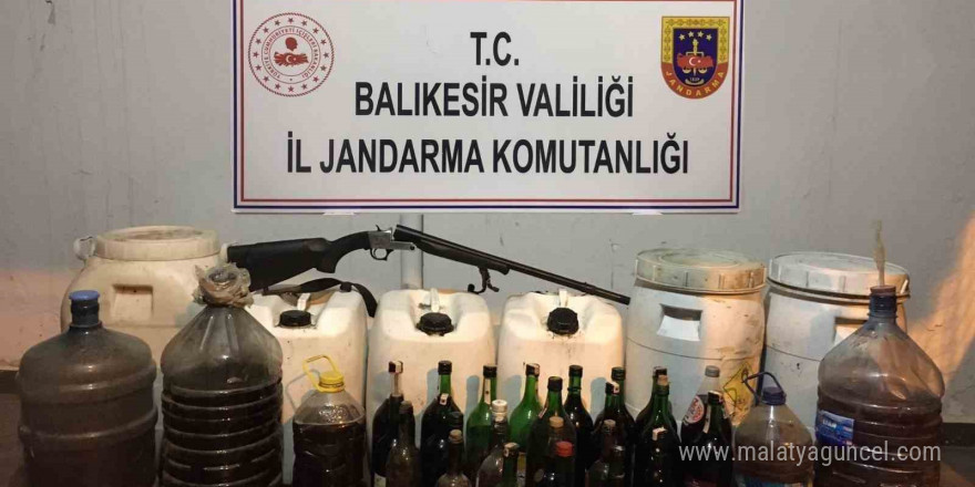 Balıkesir’de yılbaşı öncesi sahte 310 litre sahte alkol ele geçirildi