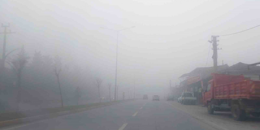 Balıkesir’de yoğun sis etkili olmaya devam ediyor