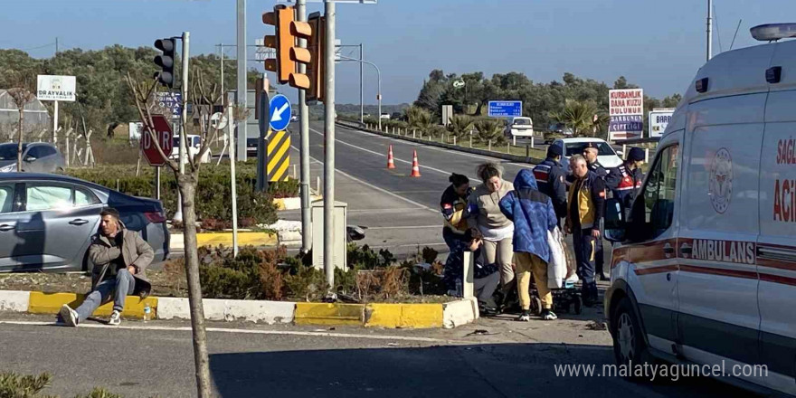 Balıkesir’detrafik kazası: 3 yaralı