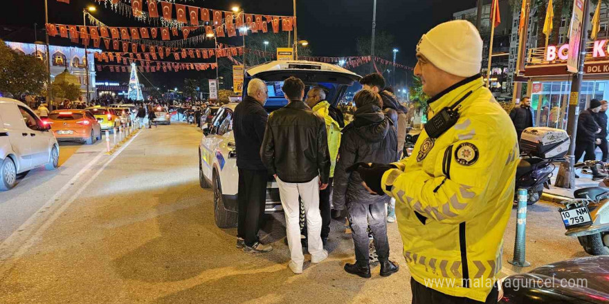 Balıkesir’in ilk trafik cezası ehliyetsiz sürücüye kesildi