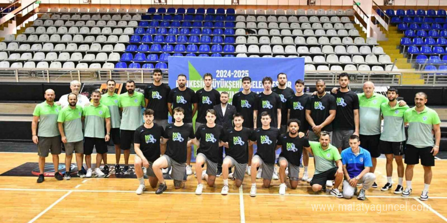 Balıkesirli sporseverlere hafta sonu basketbol ve voleybol ziyafeti