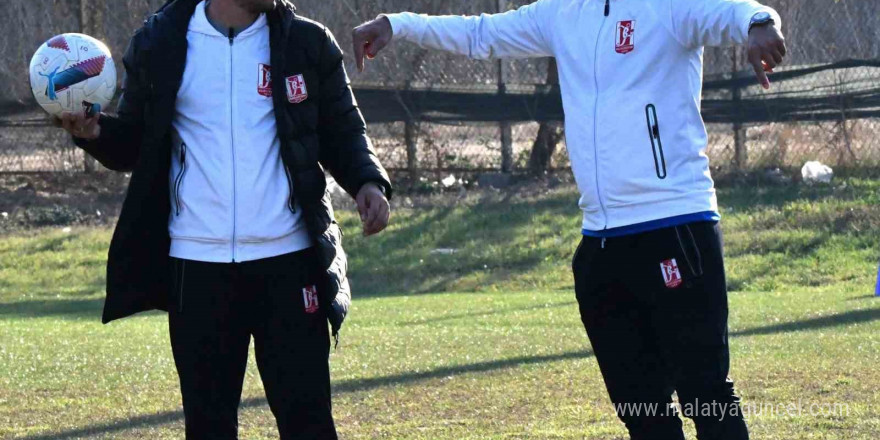 Balıkesirspor, Etimesgut Belediyespor maçı hazırlıklarına başladı