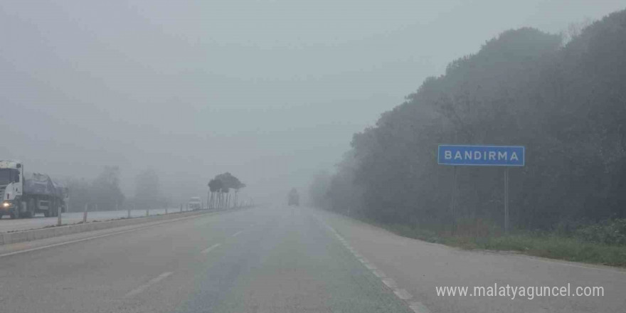 Bandırma’da deniz ve kara taşımacılığında sis engeli