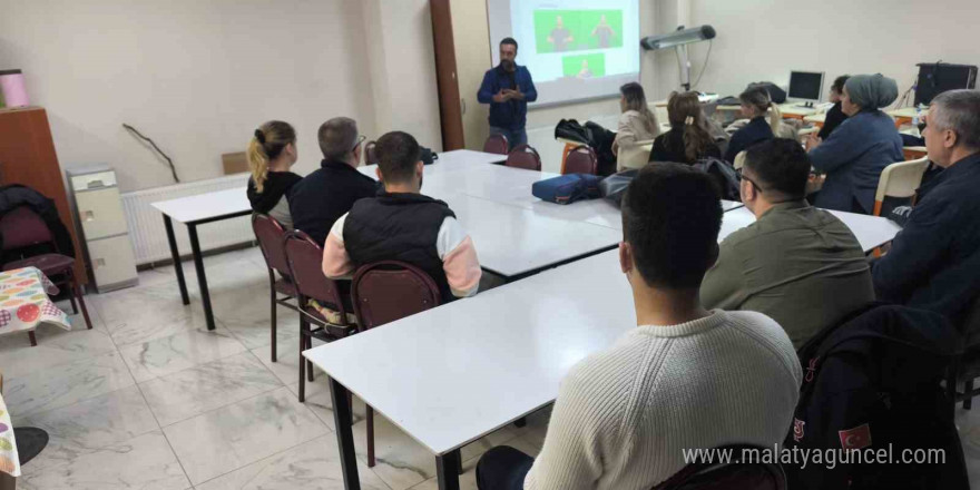 Bandırma’da ’Duyan Gözler Konuşan Eller’ projesi hayata geçti