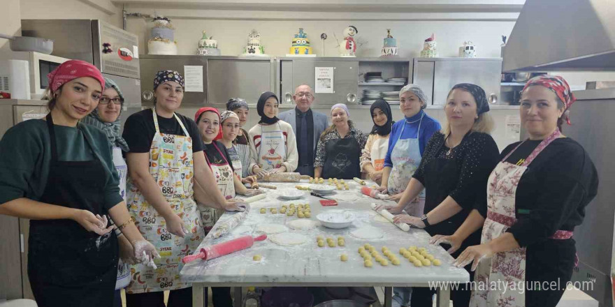 Bandırma’da geleceğin pasta ustaları yetişiyor