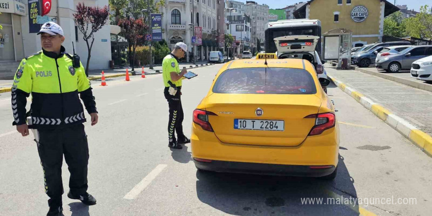 Bandırma’da trafik denetimlerinde ceza yağdı