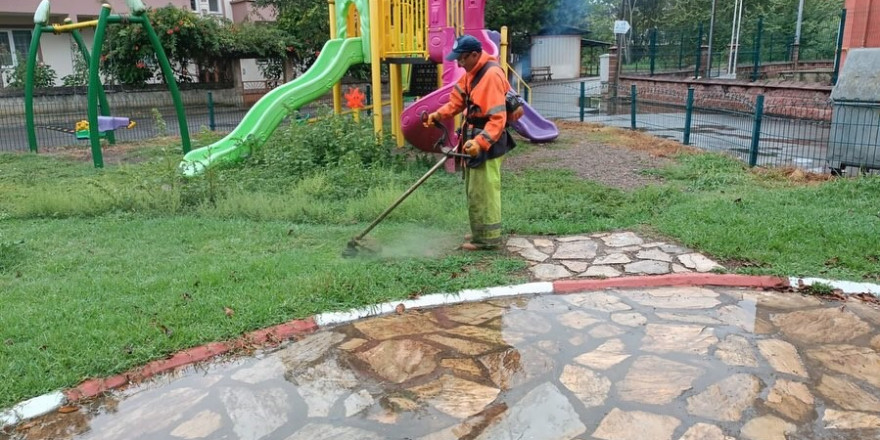 Bartın’da parklara kış bakımı