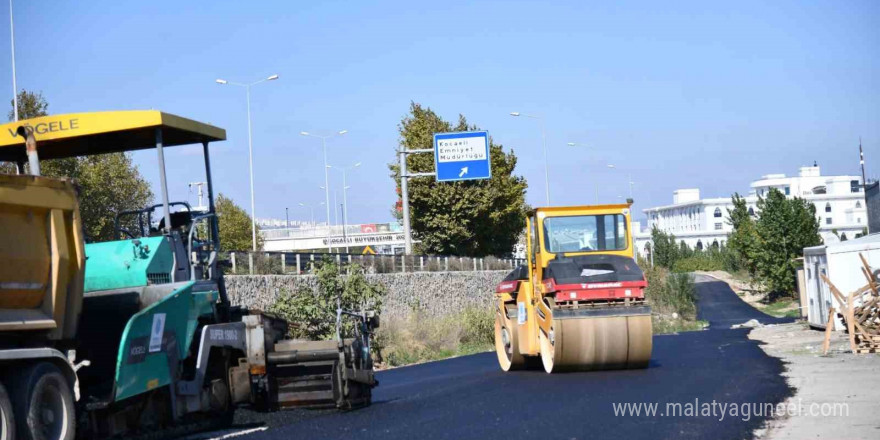 Başiskele trafiğini rahatlayacak yeni yol asfaltlanıyor