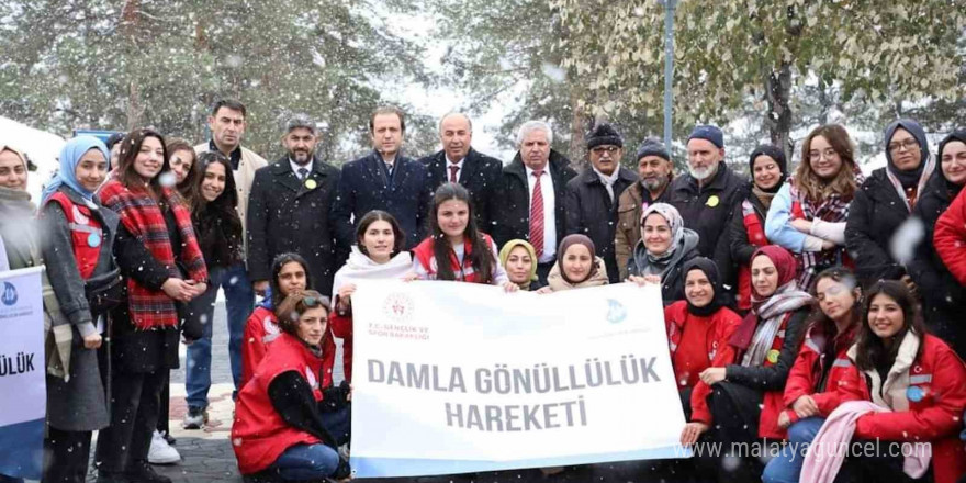 Başkan Arslan, gönüllü gençleri ağırladı