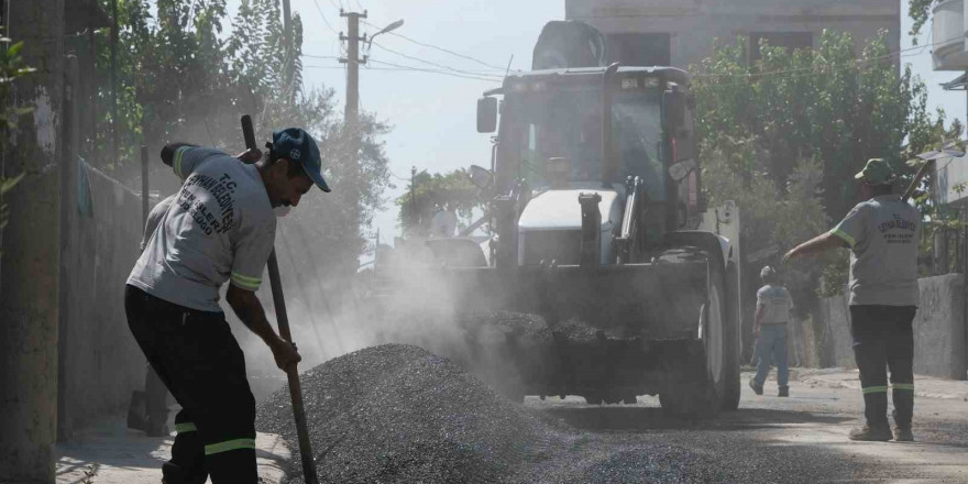 Başkan Aydar: “Ceyhan’da yol sorunu bırakmayacağız”