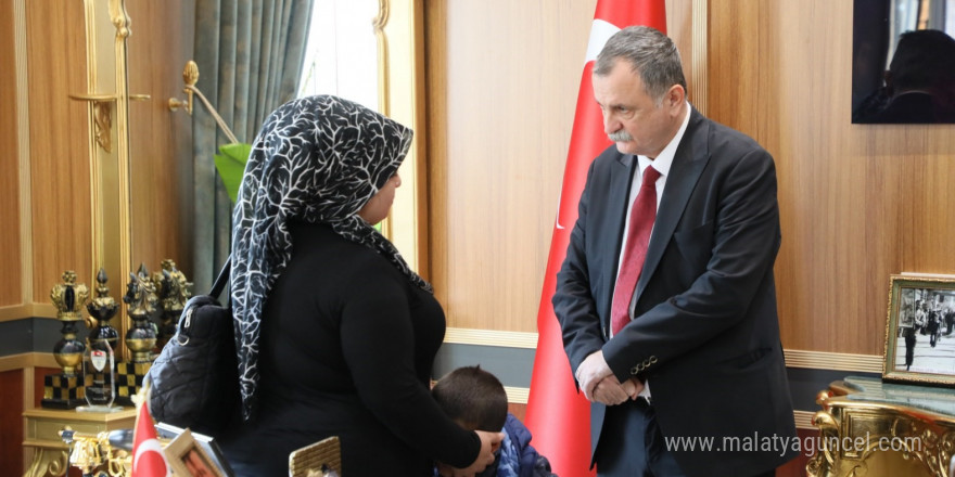 Başkan Balaban halk gününde talepleri dinledi