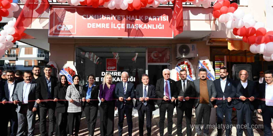 Başkan Böcek Demre’de açılış yaptı, incelemelerde bulundu