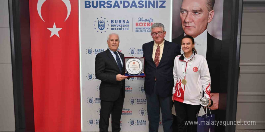 Başkan Bozbey, dünya şampiyonu Dilek Yavaş’ı ağırladı