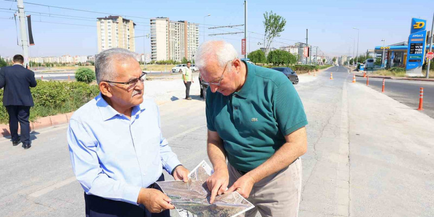 Başkan Büyükkılıç; 6 ana arteri bağlayan ışıksız kavşak çalışmasını yerinde inceledi