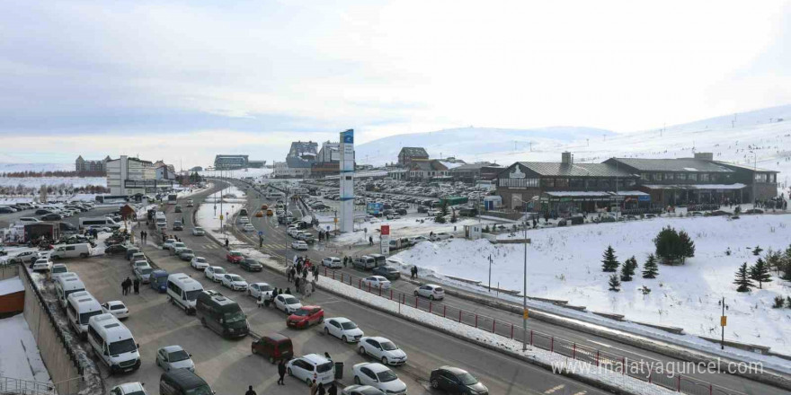 Başkan Büyükkılıç’tan Erciyes’e davet