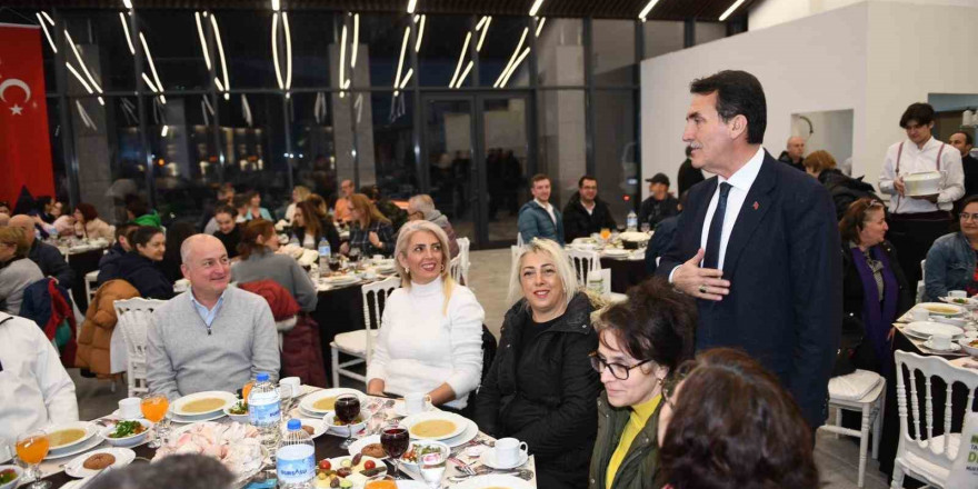 Başkan Dündar, BAL-GÖÇ temsilcileriyle iftar yemeğinde buluştu