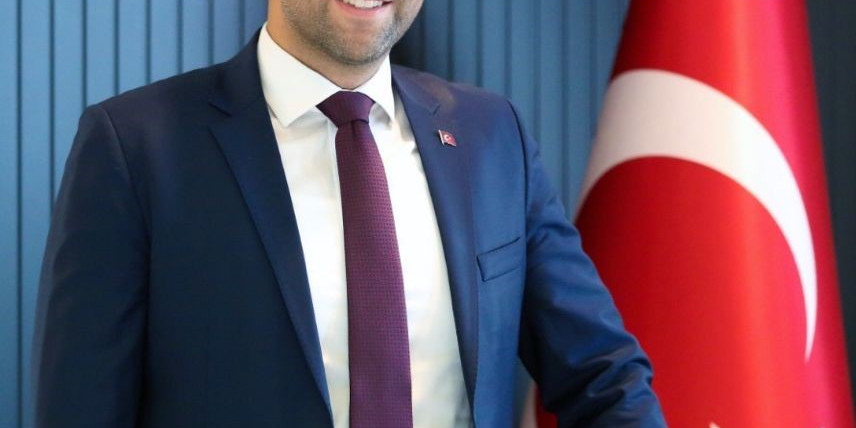 Başkan Özdemir: 'Vefa borcumuzu ne yapsak ödeyemeyiz'