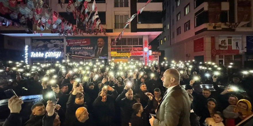 Başkan Togar’dan seçmenlere: “Türkiye’nin okuyacağı bir sevda hikayesi yazıyorsunuz”