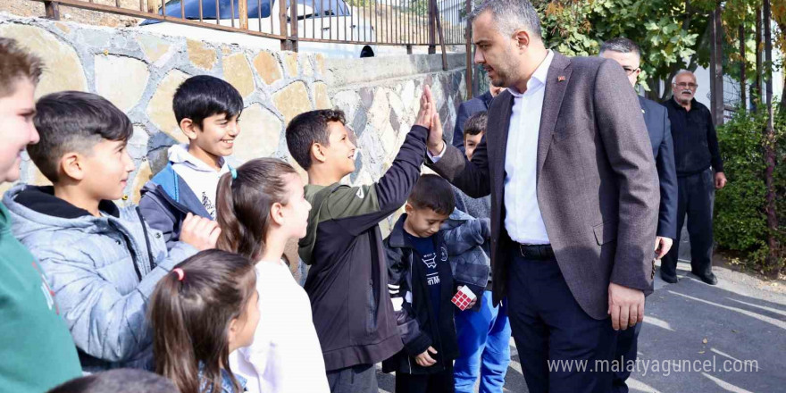 Başkan Toptaş, “Durmadan çalışmanın bizi başarıya götüreceğine inanıyoruz”