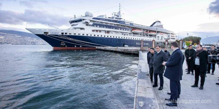 Başkan Tugay Kordon’daki çalışmaları inceledi