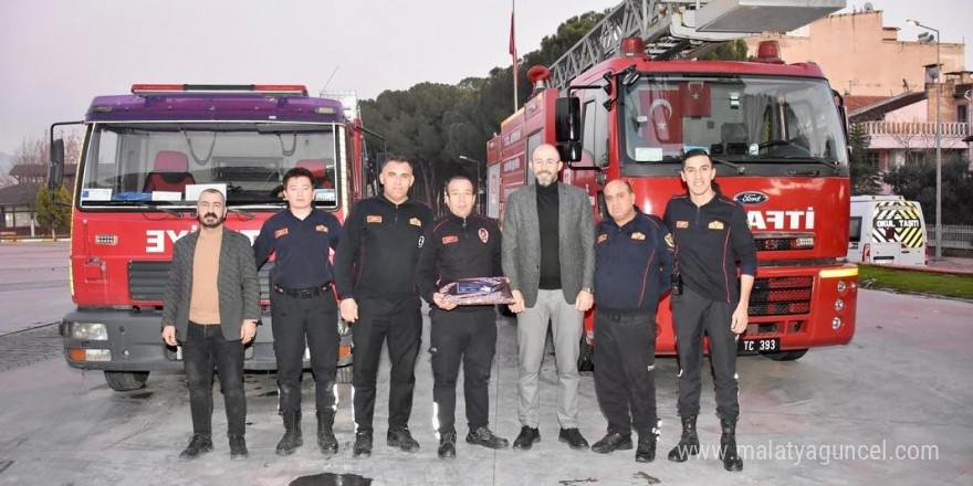 Başkan Zencirci, yeni yıla görevi başında giren ekipleri unutmadı