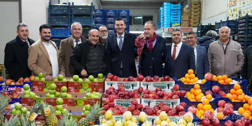 Başkan Zeyrek hal esnafı ile bir araya geldi