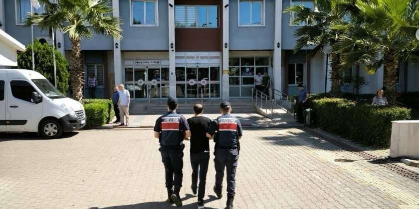 Başkasının adına aldığı biletle kaçmak istedi, jandarma engeline takıldı