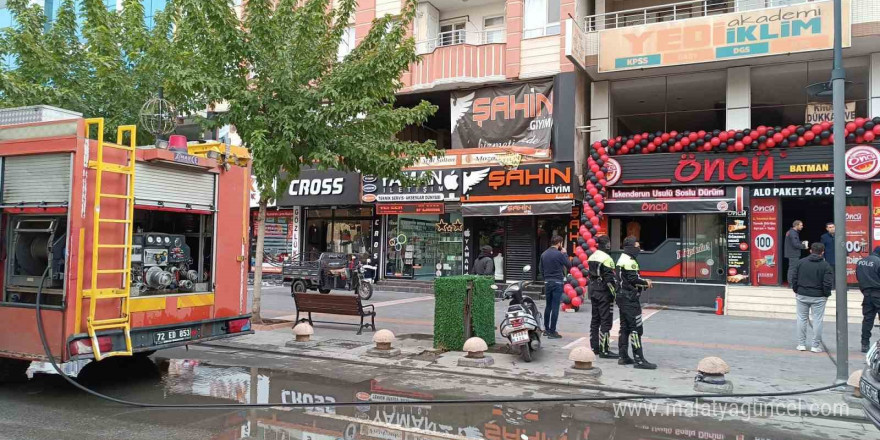 Batman’da döner salonunda yangın