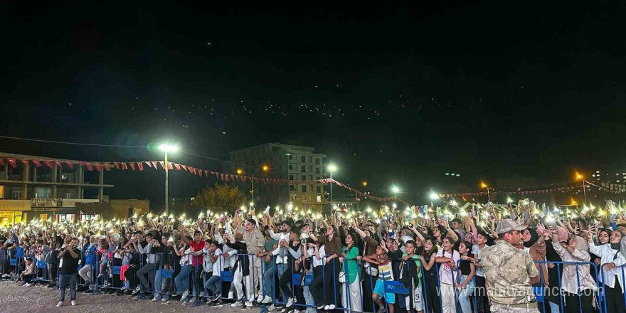 Batman’da festival on binlerin katıldığı konserle sona erdi