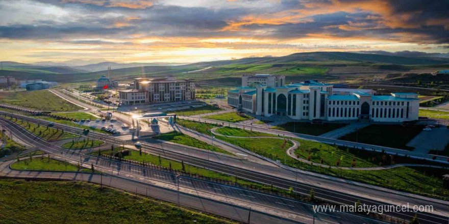 Bayburt Üniversitesi lisansüstü programlarının, 2024-2025 bahar yarıyılı başvuru takvimini yayımladı