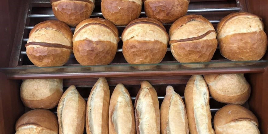 Bayburt’ta ekmeğe zam yapıldı ekmek fiyatı 10 lira oldu
