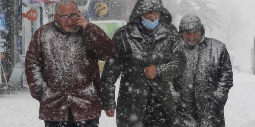 Bayburt’ta kuvvetli kar yağışı bekleniyor