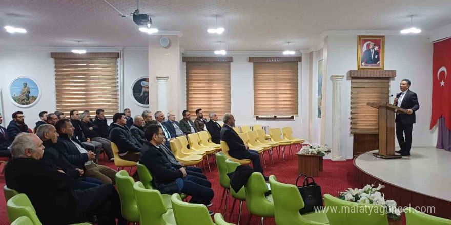 Bayburt’ta okul müdürlerine bilim fuarlarıyla ilgili bilgilendirme yapıldı