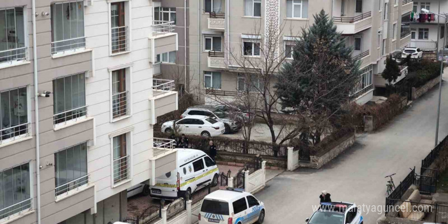 Bebeği yaşama tutundu, anne hayatını kaybetti