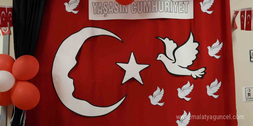 Belediye kreşlerinde Cumhuriyet Bayramı kutlaması