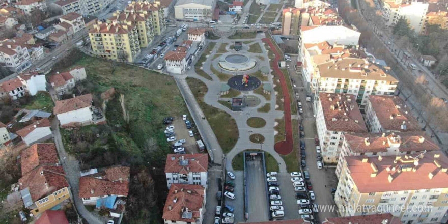 Belediyenin yüzde 208’lik zammı otopark ücretlerine de yansıdı, vatandaşlar tepki gösterdi