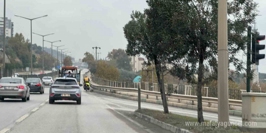 Berlin’den pedal çeviren genç Bursa’da mola verdi