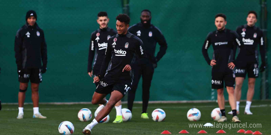 Beşiktaş, Adana Demirspor maçı hazırlıklarına başladı