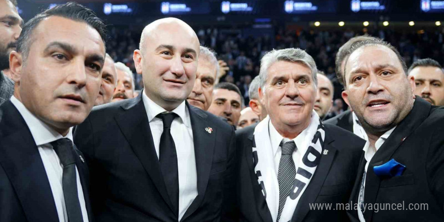 Beşiktaş’ta başkan adayları Serdal Adalı ve Hüseyin Yücel kucaklaştı