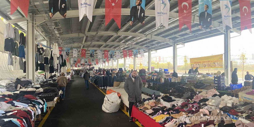 Beylikdüzü’nde Barış Mahallesi Kapalı Pazar Yeri’nin açılışı gerçekleştirildi