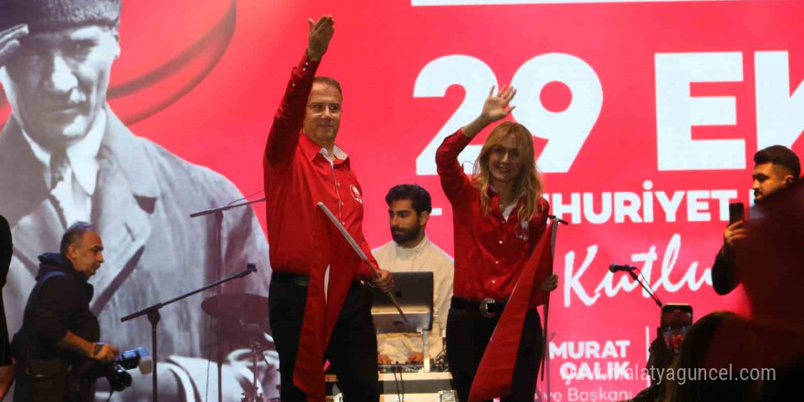 Beylikdüzü’nde Cumhuriyet’in 101’inci yılı coşkuyla kutlandı